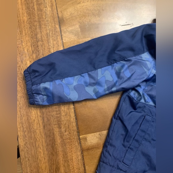 Oshkosh Blue Boys Light weight navy jacket with hood - Picture 5 of 7